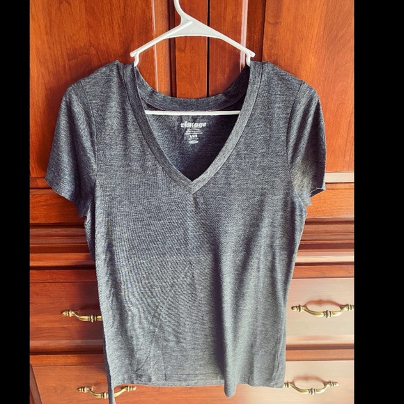Old Navy Tops - Old navy V neck